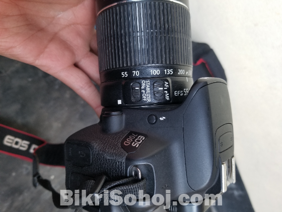Canon 700d with EFS 55-250mm IS ii lens for sell